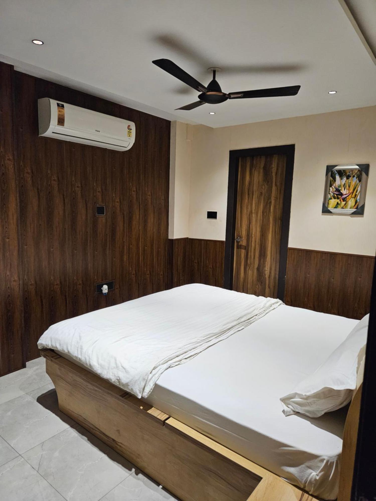 Stayez Studio Apartments Indore Exterior photo