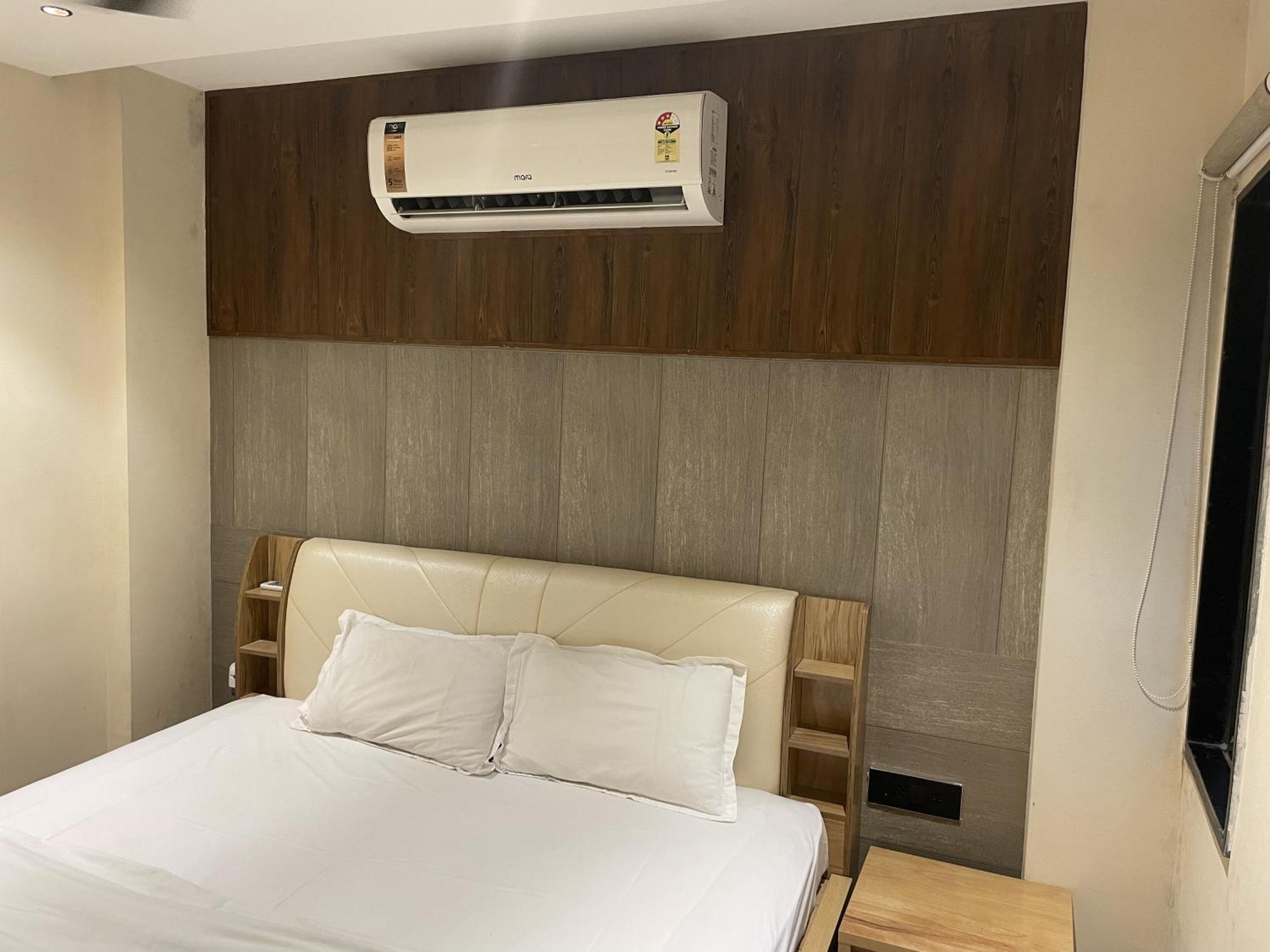 Stayez Studio Apartments Indore Exterior photo
